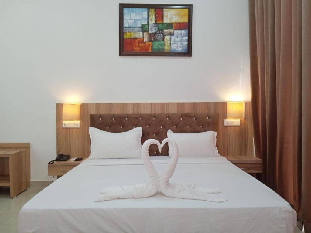 Hotel Lakeview By Bookingcare Chhatarpur المظهر الخارجي الصورة